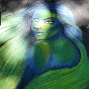 Meet your Posher, Anila